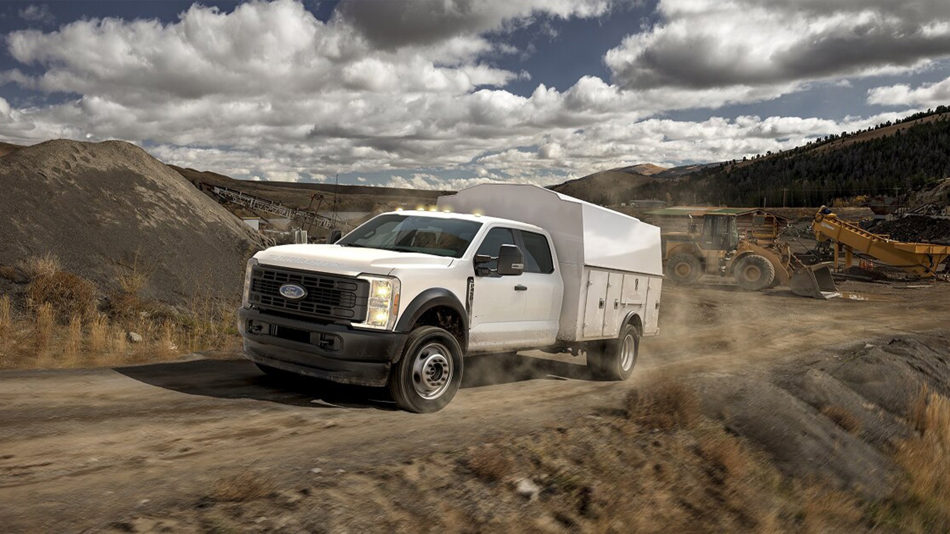 Découvrez notre gamme de véhicules commerciaux : Ford Super Duty Châssis-cabine