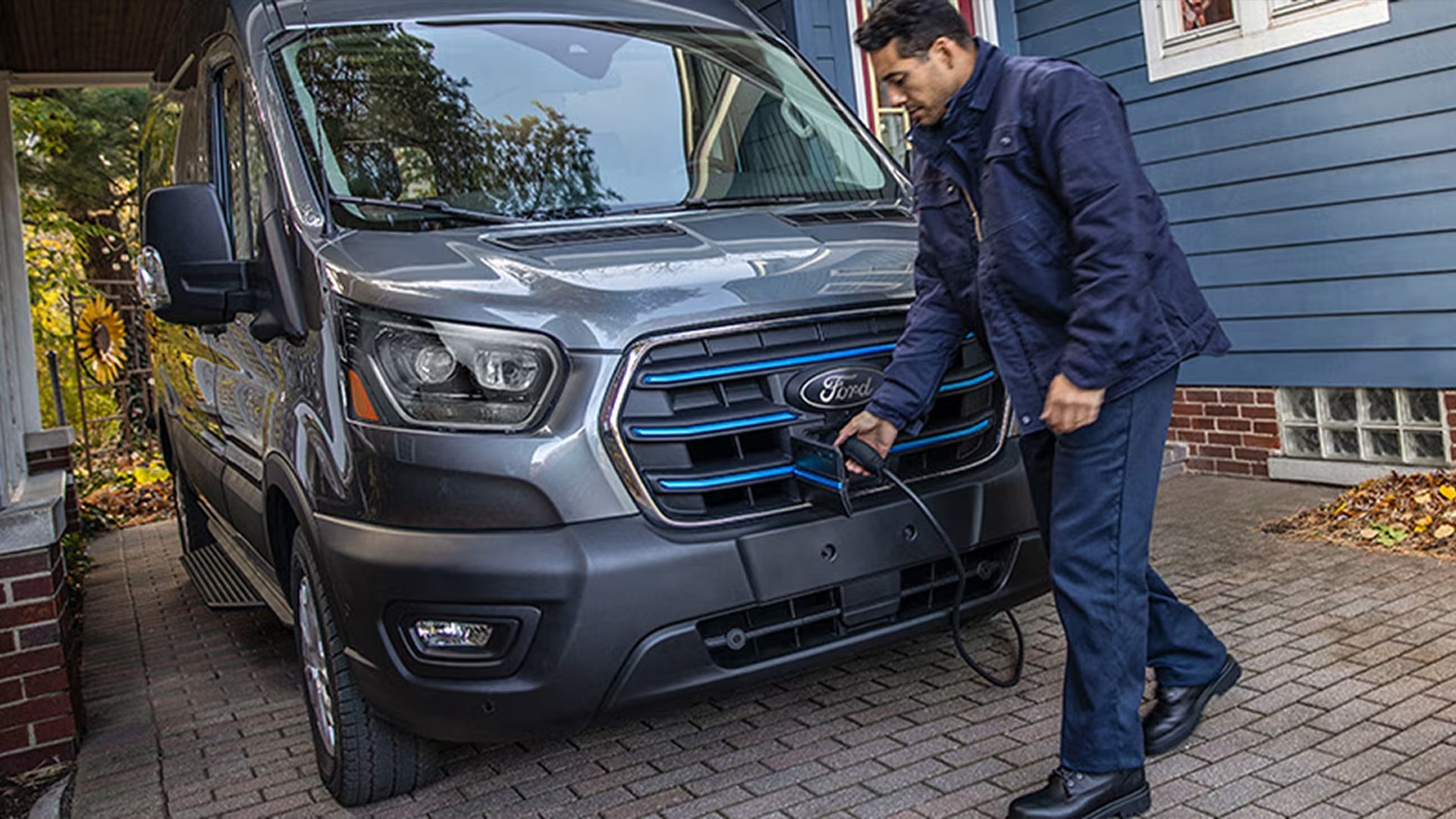 Découvrez notre gamme de véhicules commerciaux : Ford Transit Connect