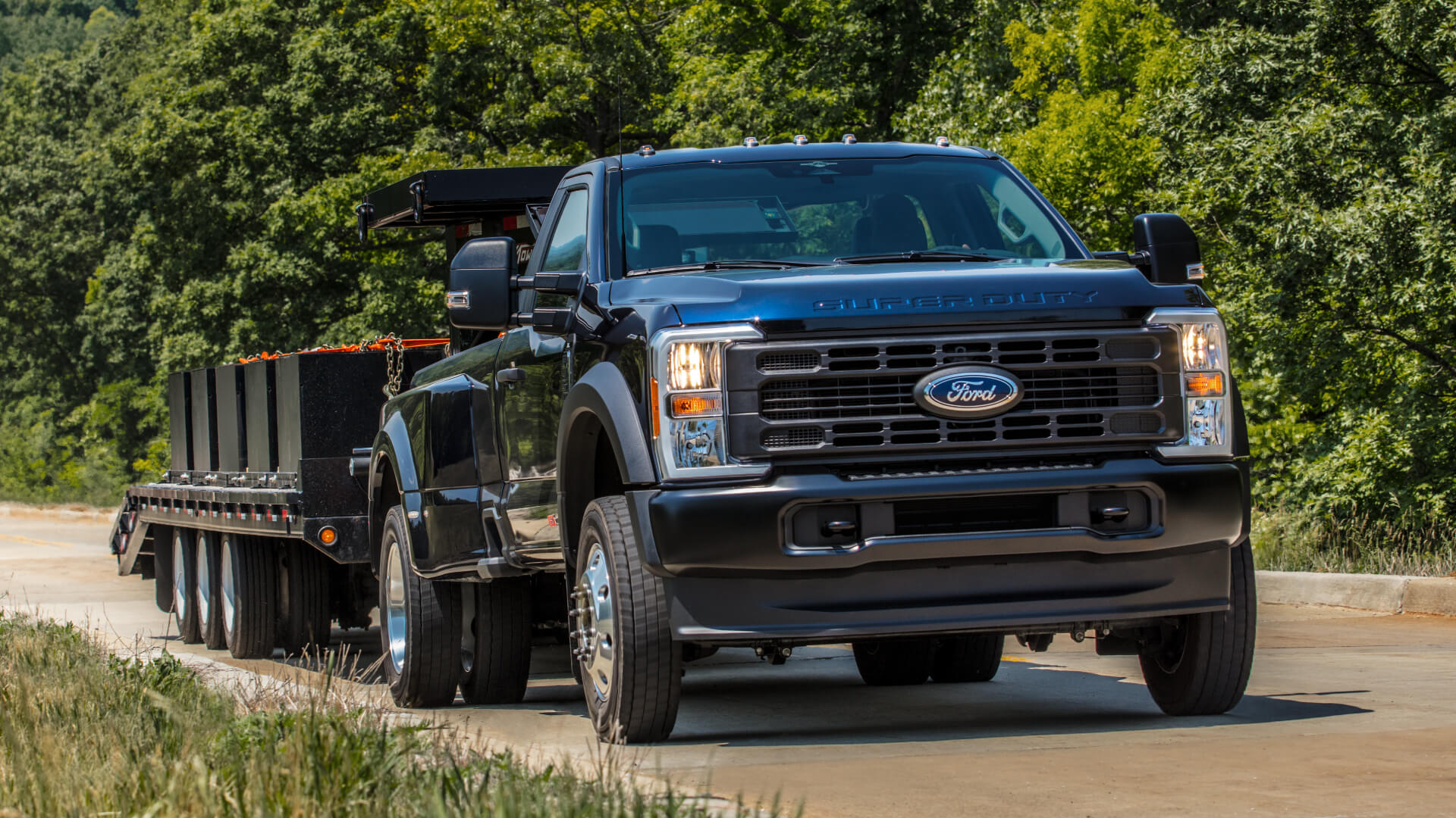 Découvrez notre gamme de camions commerciaux : Ford Super Duty